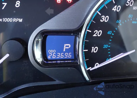 2011 Toyota Sienna Limited V6 из США, поврежденный, VIN 5TDYK3DC3BS150672